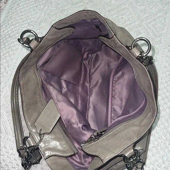 Stunning  Vintage Coach Shimmering Silver Tote Bag - Picture 4 of 9